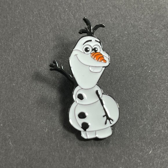 Olaf Snowman Lapel Pin Frozen Carrot Nose Badge Brooch Accessories Jewelry Pin - Picture 8 of 10
